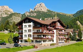 Piccolo Hotel